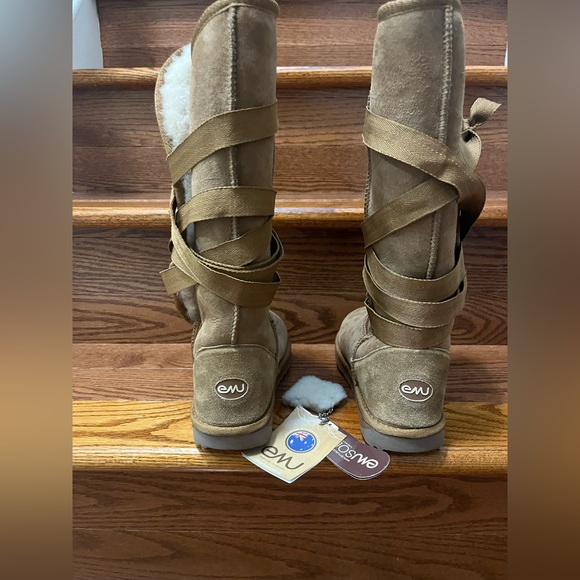 Brand New EMU Tan Suede Wool Lined Ribbon Lace Up Tall Boots (Micah) 🧡 Size 5 - Picture 2 of 8